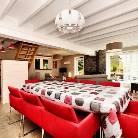 Casa vacanze Stylish In Houffalize With Sauna Patio Garden