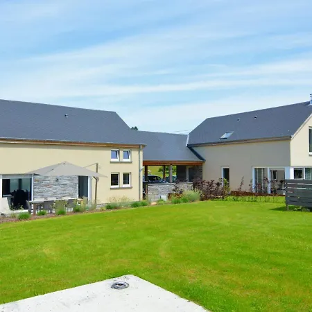 Casa vacanze Stylish In Houffalize With Sauna Patio Garden