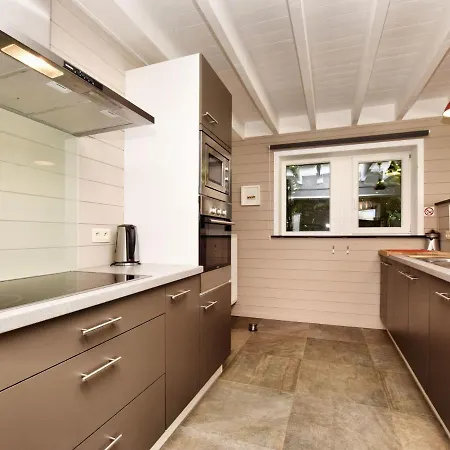 Casa vacanze Stylish In Houffalize With Sauna Patio Garden Dinez